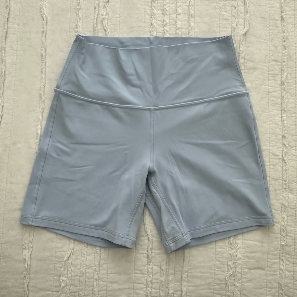 Lululemon Align 6” high rise short size 8